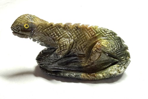 Dettagliato intaglio iguana - intaglio,