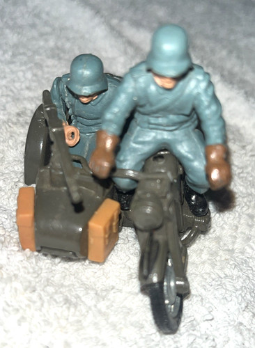 Britains ww2 german militaria - britains,