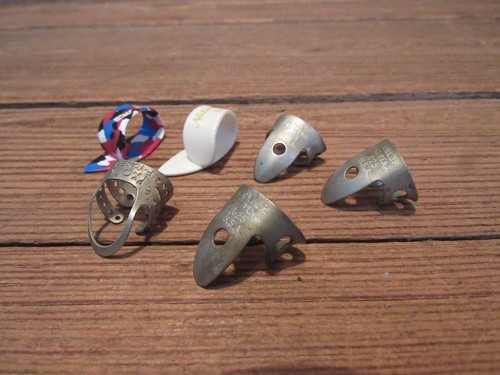 Lotto vintage finger picks - lotto,