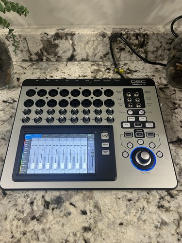 Mixer digitale compatto touch