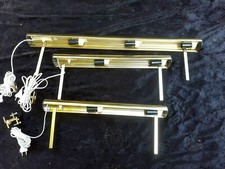 1 ancienne APPLIQUE LAITON