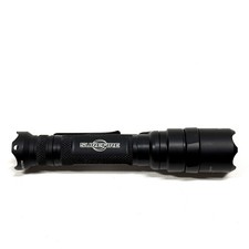 Torcia SureFire E2D Defender Ultra LED KE2D-A testata funzionante
