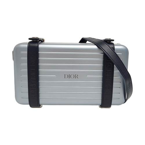 Dior capsule collection - x,