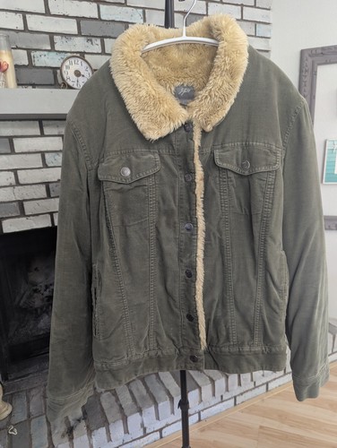 Jill army green y2k inspired - army,