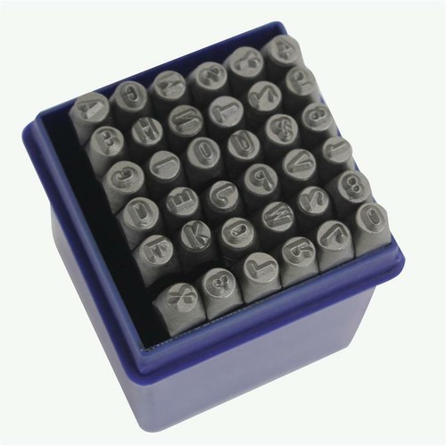 Set punzoni alfanumerici 36pz