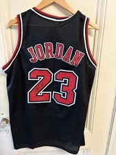 Maglia firmata Michael Jordan