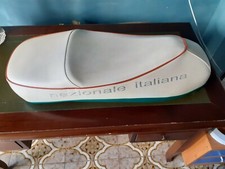 Sella vespa GTS 300 personalizzata Nazionale Italiana  condizioni pari al nuovo 
