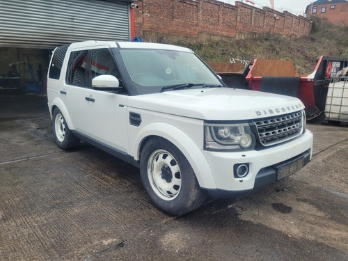 Land rover discovery sdv6 3l - land,