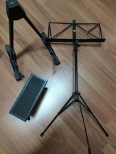 Kit Chitarra: Poggia Piede, Sostegno Chitarra E Leggio Pieghevole 