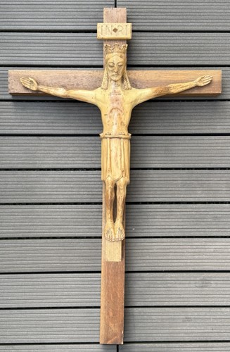 Crocifisso romanico tipo - , di