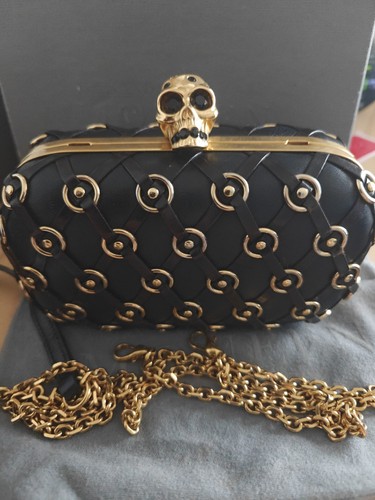 2385 retail borsa da - $2385,