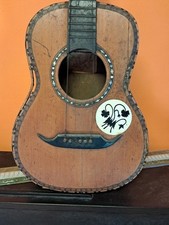 Chitarra antica intarsiata a