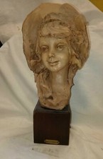 Scultura terracotta firmata - in,