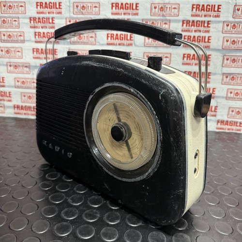 Vintage retro bush radio - vintage, lw/mw