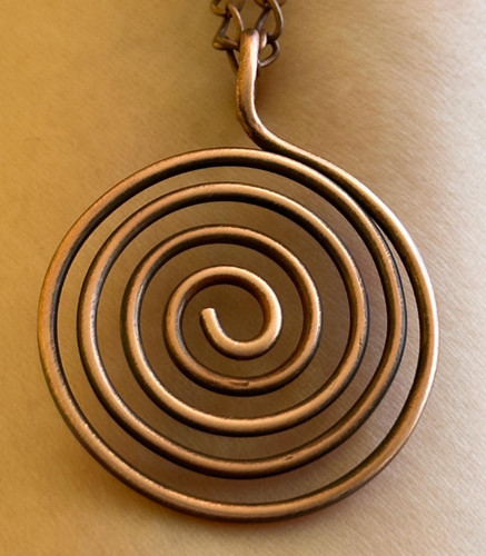 Pezzo medaglione pendente a - medaglione,