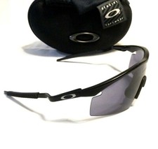 RARI OCCHIALI DA SOLE OAKLEY M