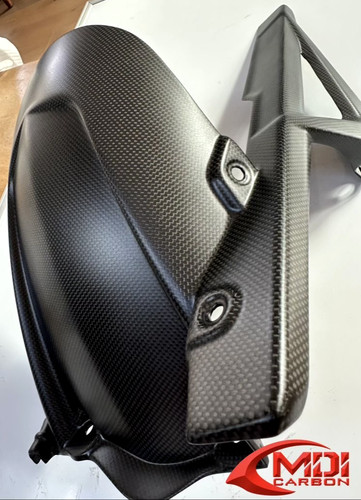 100 carbon fiber rear - 100%,