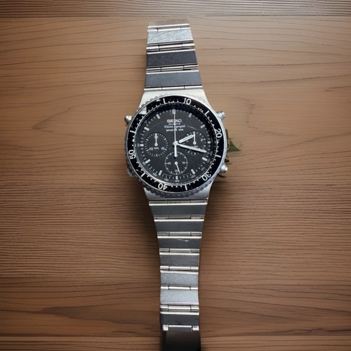 Seiko quartz chronograph - seiko,