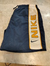 NIKE PANTALONCINI UOMO TAGLIA M USATI E BELLISSIMI COME NUOVI