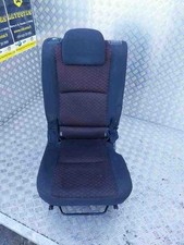 TOYOTA VERSO R2 Siège