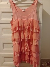 Abito estivo elegante rosa a