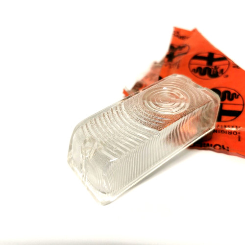 Plastica fanalino anteriore