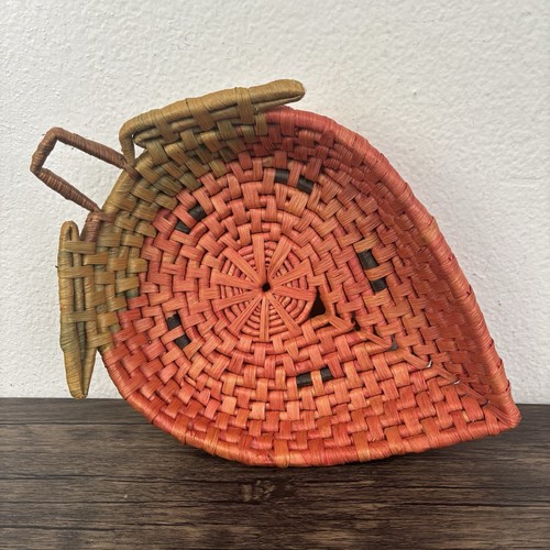 Cesto vintage tessuto mano a - mano,