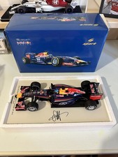 Sebastian Vettel - Red Bull