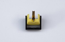 Diamond Stylus, ricambio ago