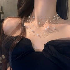 Collana di perle multicolore alla moda con disegno stella a strati per donna