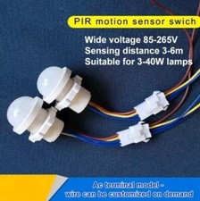 SENSORE DI MOVIMENTO PIR