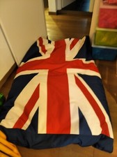 Seduta da esterno/Pouff da giardino Sitting bull originale con bandiera inglese