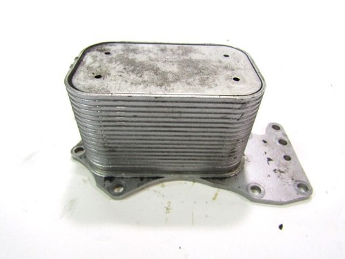 059117021 radiatore olio - radiatore, audi