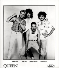 Freddie Mercury Queen 8x10