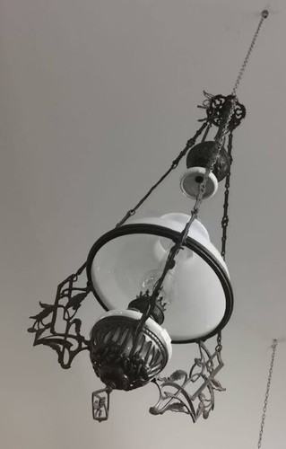 Disponibile coppia lampadarii - disponibile,