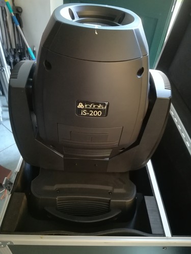 Showtec infinity is200 - showtec,