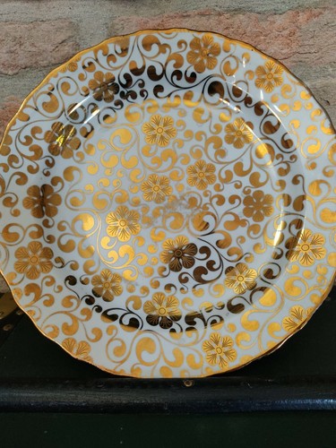 Piatto vintage dorato con - piatto,