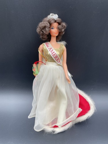 Vintage walk lively miss - walk,