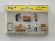 15615 Noch set of 5 beekeepers