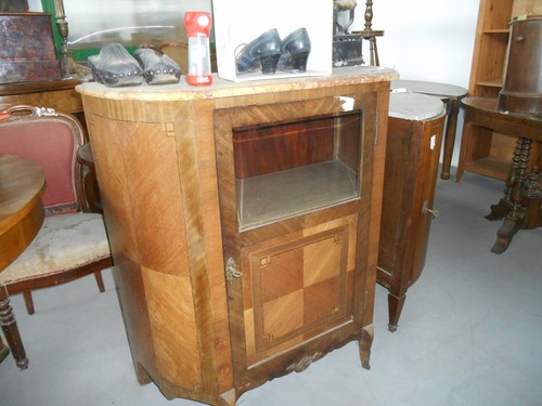 Credenza antica