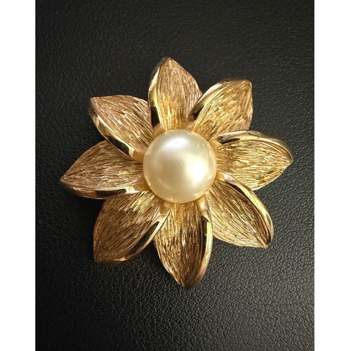 Spilla vintage corona trifari - vintage,
