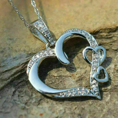 Adorabile ciondolo cuore