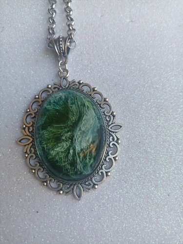 Collana con cabochon resina - con,
