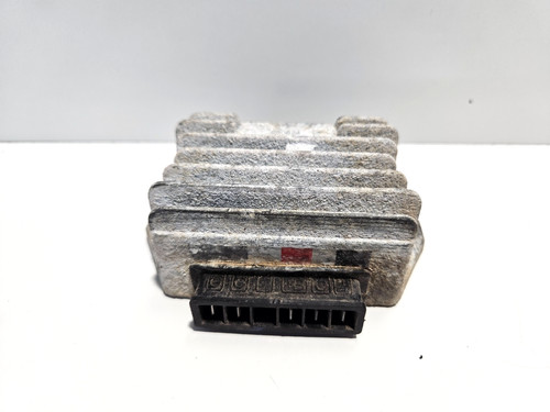 Regolatore tensione - regolatore, di