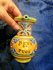 Brocca scherzo ceramica DERUTA  " Bevi Se Puoi " con enigma da risolvere