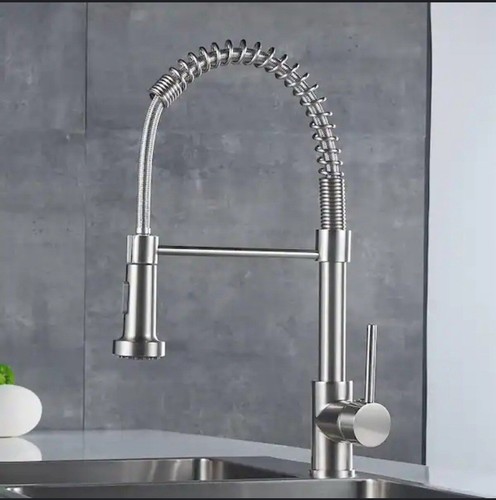 Rubinetto cucina moderno