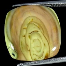 08.10 Cts Giada Imperiale