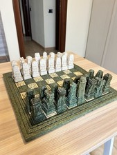 Scacchiera artigianale vintage in pietra stile Maya