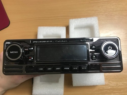 Lettore autoradio stile retrò