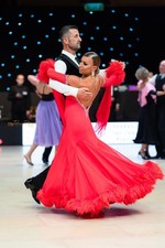 Splendido abito da ballo rosso